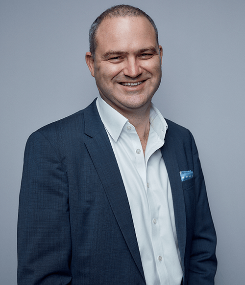 Quentin Long available for keynote speaking. Contact Celebrity Speakers