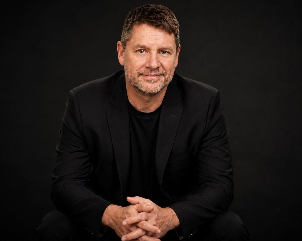 Stephen Yarwood book through Celebrity Speakers