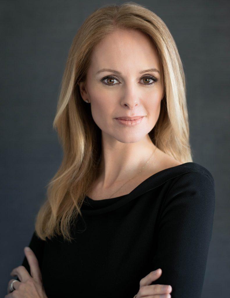 Victoria Arbiter book through Celebrity Speakers